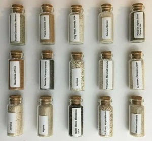 40+ MUESTRAS DE ARENA MUNDIAL 10 ml botella Ocean Dessert geología interior ayuda para la enseñanza - Imagen 1 de 3