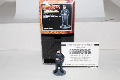 Металлическая фигурка CORGI Heroes Under Fire с ручной росписью Chicago Fire Department 1920 - Изображение 1 из 4
