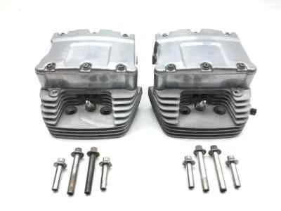 Juego de culata delantera trasera Harley-Davidson Electra Glide 2005 EFI FLHTI 2922A Foto 1 de 4