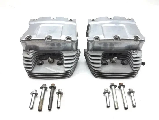 前后气缸盖套件 2005 Harley-Davidson Electra Glide EFI FLHTI 2922A — 第 1/4 张图片