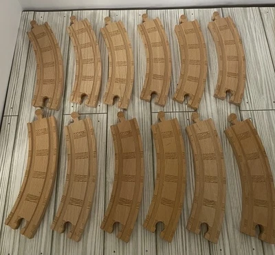 Used Wooden Train Tracks Lot Of 12 Curved Trac Pieces Learning Curve Brio Thomas - Image 1 of 3