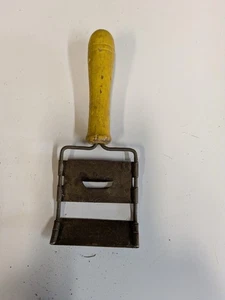 Vintage Cheese Slicer Peeler w/ Cream Colored Wood Handle, 6.25" Long! - Picture 1 of 2