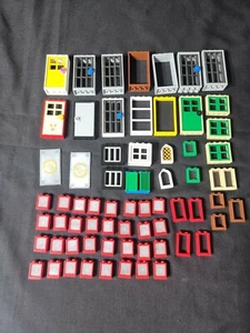 67 Stck. Lot Lego Fenster Türen Rahmen Einsätze rot hellbraun grün weiß gelb Gefängnis L@@K - Bild 1 von 10