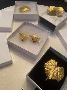 Hermosos broches y pendientes de dólar de arena real y hoja real cubiertos en oro de 24k - Imagen 1 de 24