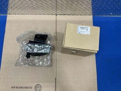 Faro antiniebla lado pasajero derecho Chevrolet Silverado Tahoe Suburban nuevo OEM 19433556 Foto 1 de 4