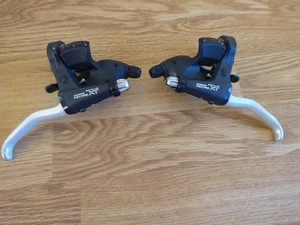 Retro Shimano XT M738 3x8 speed rapidfire shifter brake combo MTB Gravel touring - Picture 1 of 4
