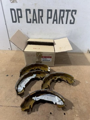 Bremsbackensatz 0K56A2638ZA für KIA Sedona I GQ 2.5 V6 2.9 CRDi TD 3.5 3.0 - Bild 1 von 4