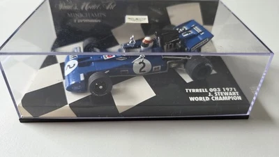  Minichamps 1/43 Tyrrell 003 (1971) J.Stewart Formel Champion i Plexi-Box #5397 - Bild 1 von 3