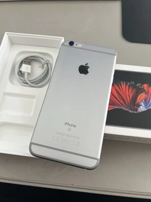 Apple iPhone 6S Plus 32GB spacegrau + Original Leder case  - Bild 1 von 4