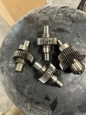 Harley-Davidson Sportster 883 1200 2005 ejes de levas delanteros traseros originales Foto 1 de 4