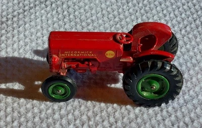 Vintage Matchbox by Lesney"King Size" K-4/1 McCormick International B250 Tractor - Image 1 of 4