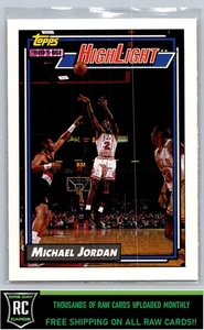 1992-93 Topps Michael Jordan #3 Chicago Bulls - Picture 1 of 2