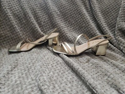 Unisa Womens Unmarie Gold Slingbacks Size 9 M - Image 1 of 4