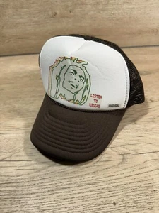 Nissun Trucker Mesh Cap SnapBack Bob Marley Listen to Reggae braun/weiß - Bild 1 von 7