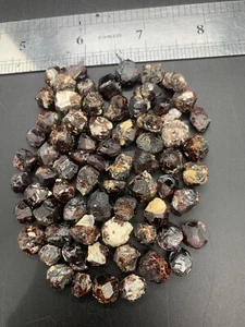412 Karat Spessartin Granatkristalle Menge 70 Stück. - Bild 1 von 9