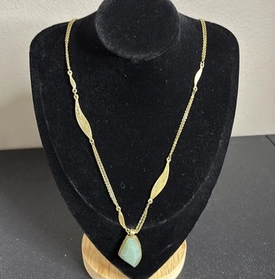 Collar largo de múltiples cadenas Chloe Isabel de oro verde con clase​Preppy Office Foto 1 de 4