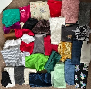 Restos de tela estampados y colores vintage paquete de material de corte de 1,5 kg #44 - Imagen 1 de 5