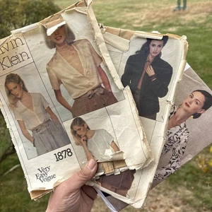 3 VTG 80s/90s Vogue Designer Sewing Patterns Calvin Klein Rebecca Taylor Uncut - Picture 1 of 7