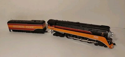 Bachmann HO Scale GS4 Southern Pacific Daylight Steam Locomotive & Tender 4-8-4 - Image 1 of 4