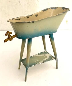 Antique Tin Doll House Tub Painted With Drain Spigot - Picture 1 of 9
