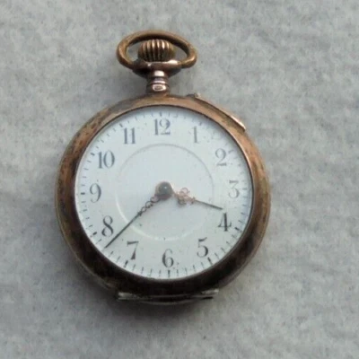 Antike  Taschenuhr 800er Silber, Sprungdeckel teilweise vergoldet 3 cm Durchm. - Bild 1 von 4