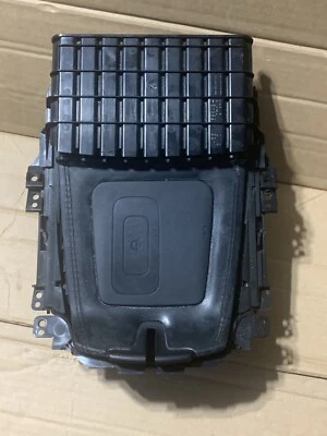 2014 - 2018 TOYOTA AVALON CENTER CONSOLE UPPER STORAGE W/ WIRELESS CHARGE OEM - Image 1 of 4