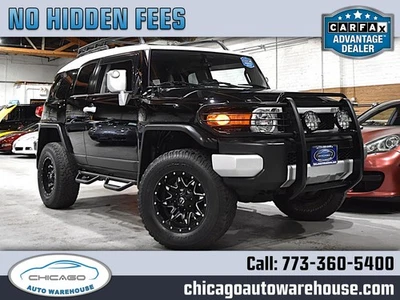 Toyota FJ Cruiser 2014 4x4 4 puertas automático (Natl) Foto 1 de 4