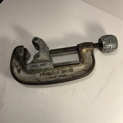 RIGID No.30 Pipe Conduit Tubing Cutter - Cuts 1 - 3" Tube - Image 1 of 4