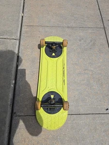Morf Board Skate Scoot Balance Green Yellow Morph Jakks Skateboard Used! - Picture 1 of 7