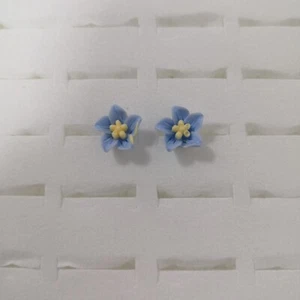Style 10 Flower New Gift Womens Lady Girls Elegant Pearl Ear Clip Studs Earrings - Picture 1 of 1