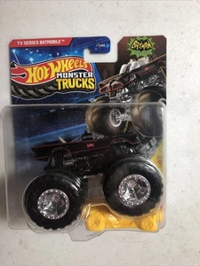 Hot Wheels Monster Trucks Classic Batman TV Series 1966 Batmobile Maßstab 1:64 Neu - Bild 1 von 4