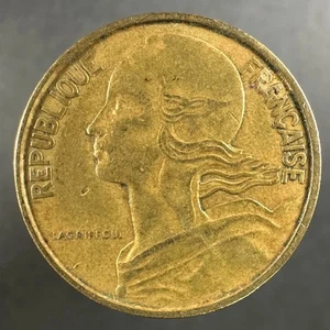 Frankreich 1967 10 Centimes - stark zirkuliert - Bild 1 von 4