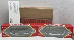 WILLIAMS 2404/2405 "LUXURY LINES" (GREEN & GRAY) 2-CAR ADD-ON PASSENGER CARS - Picture 1 of 6