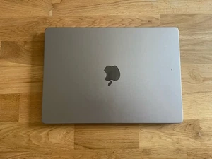 MacBook Pro 14" 2021 M1 10-Core 16Go 1To Space Grey - Zdjęcie 1 z 5