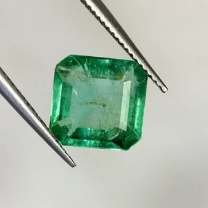 2.81ct Natural Emerald 8.5mm square octagon cut nice green good luster gem - Picture 1 of 4