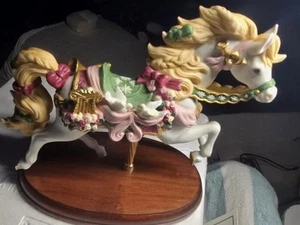 Lenox Prancer Vittoriano - Ed. Limitata Cavallo giostra natalizia 1996 con scatola - Foto 1 di 22