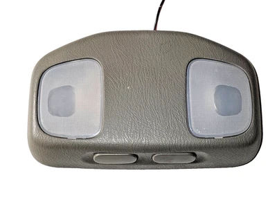 2000-2001 Nissan Xterra 1998-2001 Frontier OVERHEAD MAP DOME LIGHT - Image 1 of 3