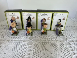 Hallmark Peanuts Gang Halloween 2010 Set Of 4 Keepsake Christmas Ornaments - Picture 1 of 10