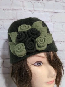 Handmade Felted Wool Beanie Hat Light And Dark Green Fall Leaves Flowers OSFM - Picture 1 of 11