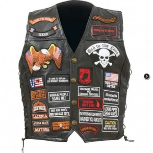 Echt Büffelleder Biker Weste mit 42 Patches Diamond Plate™ Rock Design - Bild 1 von 9