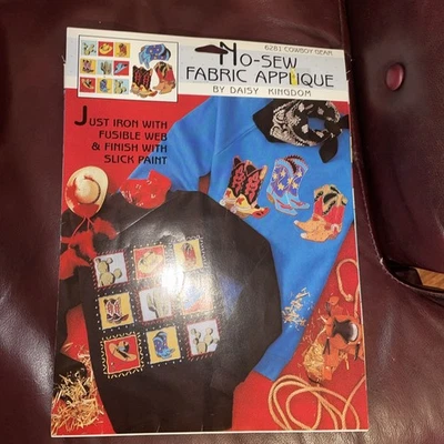 DAISY KINGDOM Sin Coser PLANCHA SOBRE TELA APLIQUE 6281 VAQUERO Equipo Botas Sombrero De Colección Foto 1 de 4