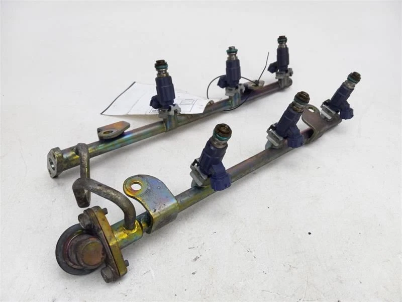 FUEL RAIL compatible con Infiniti G35 2003 - 2004 Foto 1 de 4