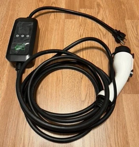 Portable Electric Vehicle EV Charger - D16A - Picture 1 of 5