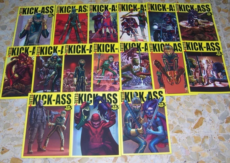 Complete Work in 16 Comics All Kick-Ass Corriere della Sera Hit Girl - Image 1 of 1