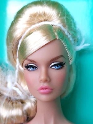 Integrity Toys Golden Glow Poppy Parker - Nude Doll Only - Image 1 of 4