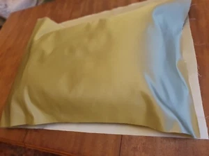 Romo Rosario Pistachio Fabric 100% Silk Curtains Cushions Dressmaking 157 x 90cm - Picture 1 of 24