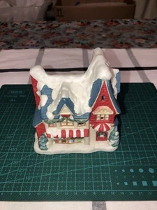 Vintage Village Toy Store - Illuminated Ready - Hand Painted Porcelain 1997 - Picture 1 of 5