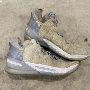 Herren Gr. 12 Nike LeBron 18 Play for the Future CW3156-400 Basketball *DISTRESSED - Bild 1 von 11