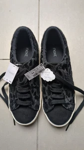 Neue schwarze glitzernde Sneaker der Marke Next Gr. 6 (39) - Bild 1 von 6