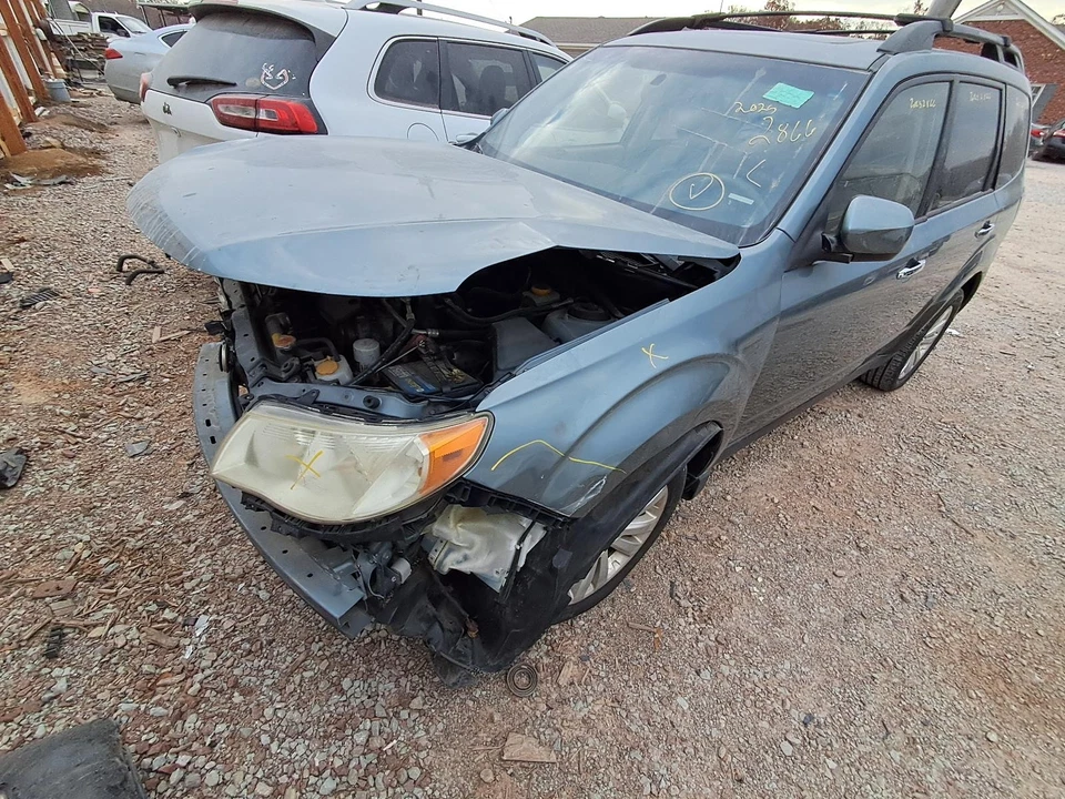 Motor limpiaparabrisas usado se adapta a: montaje Subaru Forester 2012 grado A Foto 1 de 4